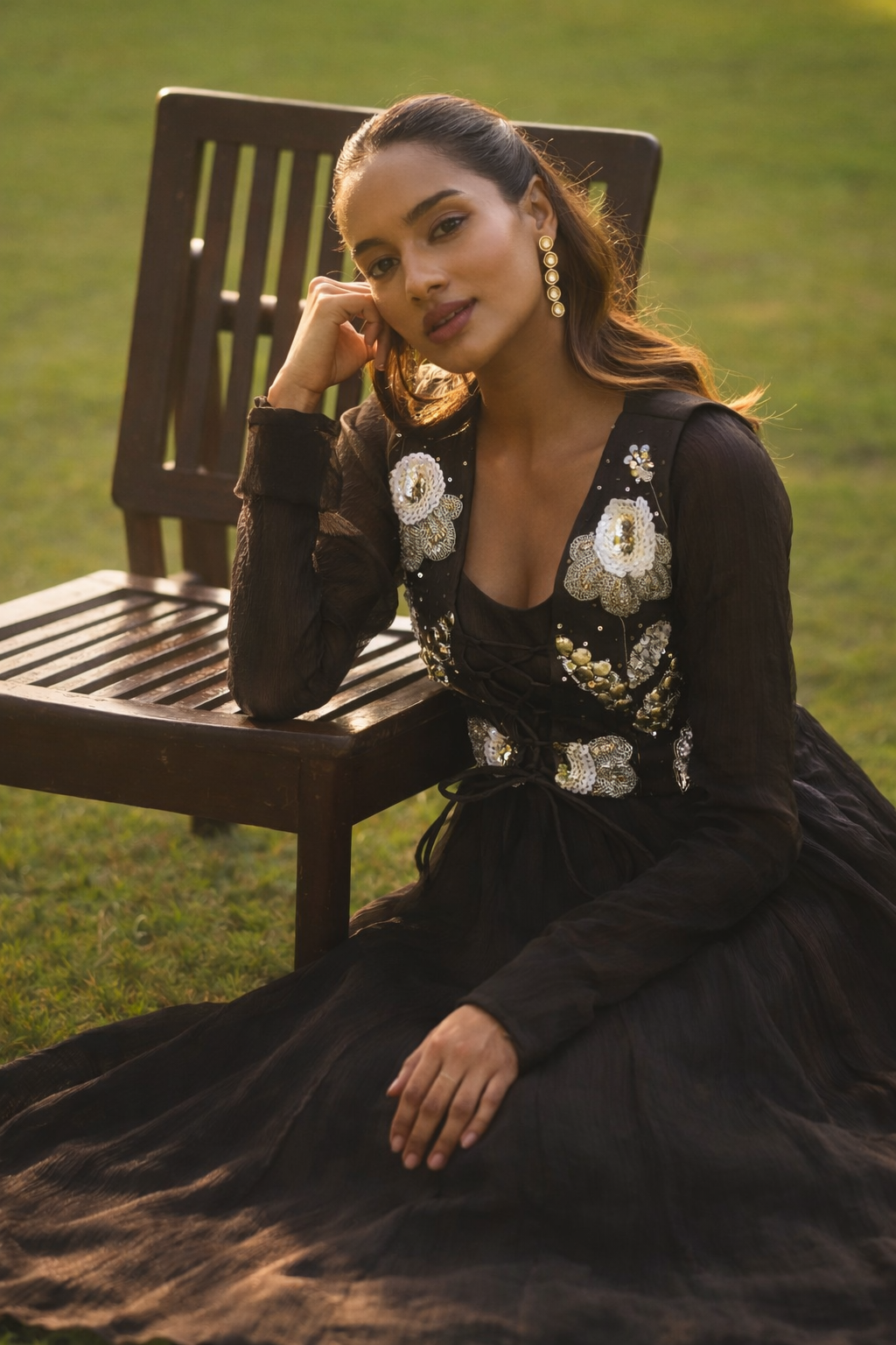 Tani Suit Black